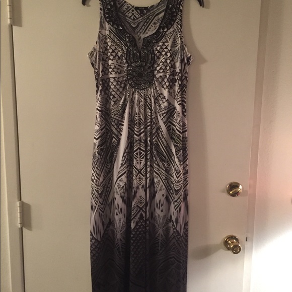 Apt. 9 Dresses & Skirts - Dress worn once. Apt. 9